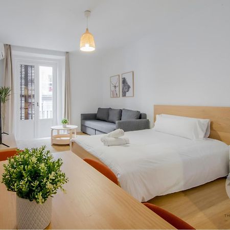 Tu Balcon En Madrid Para 3, Carretas 25 المظهر الخارجي الصورة