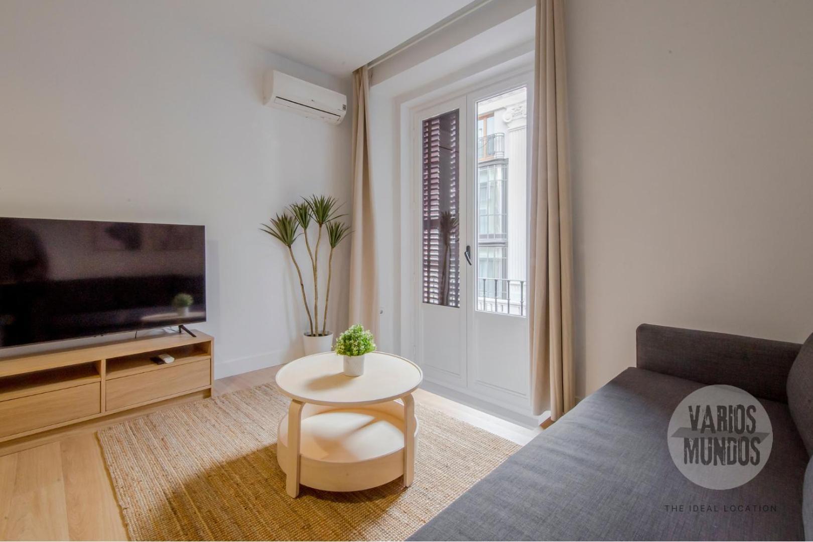 Tu Balcon En Madrid Para 3, Carretas 25 المظهر الخارجي الصورة